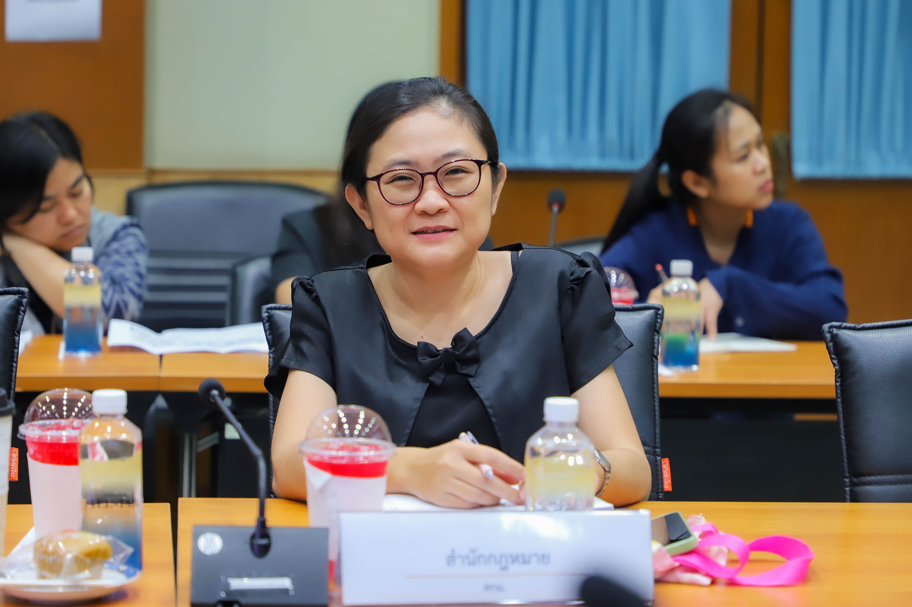 title - ส.ป.ก. ประชุมการซักซ้อมความเข้าใจงานจ้างเหมาบริการบุคคลธรรมดาตามพระราชบัญญัติการจัดซื้อจัดจ้าง และการบริหารพัสดุภาครัฐ พ.ศ. 2560